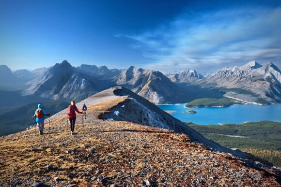 Top 5 des plus belles randonnées dans les Rocheuses canadiennes