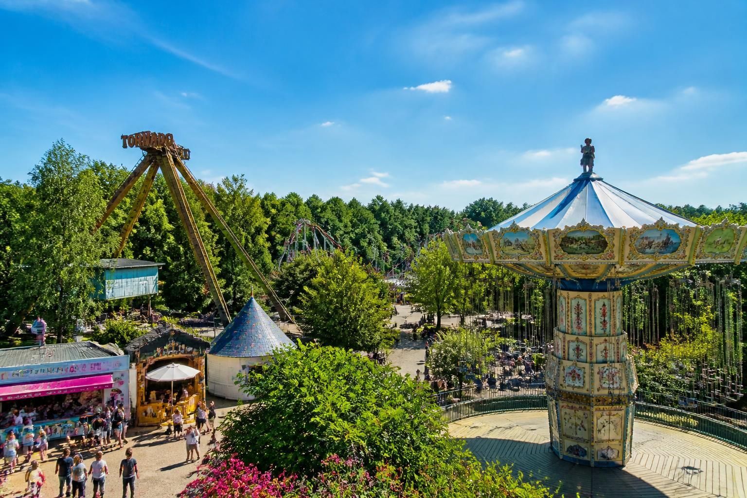 Découvrez le Parc du Bocasse, un parc d'attractions idéal pour une journée en famille au cœur de la Normandie, avec des manèges, des spectacles et des activités pour tous les âges.