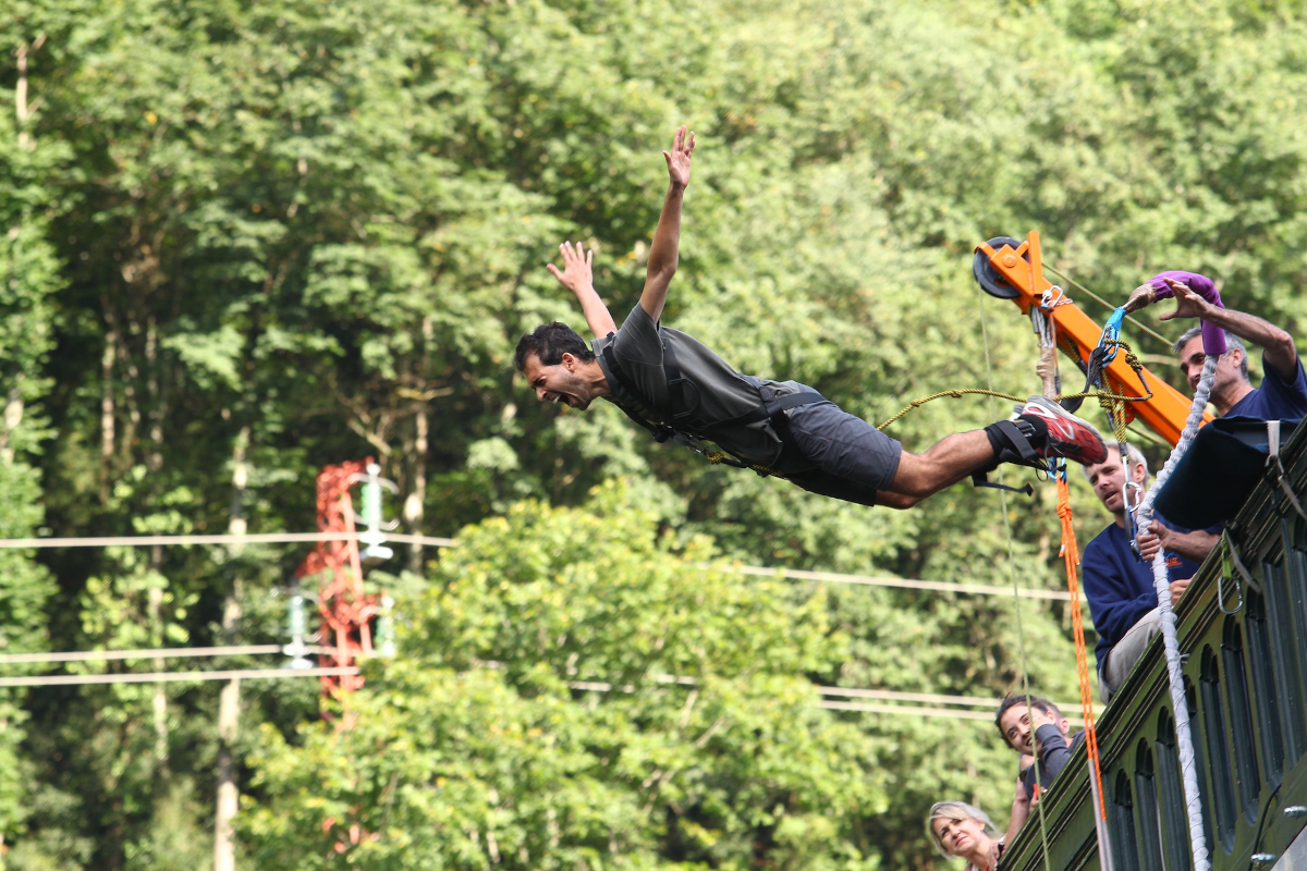 saut à l'élastique